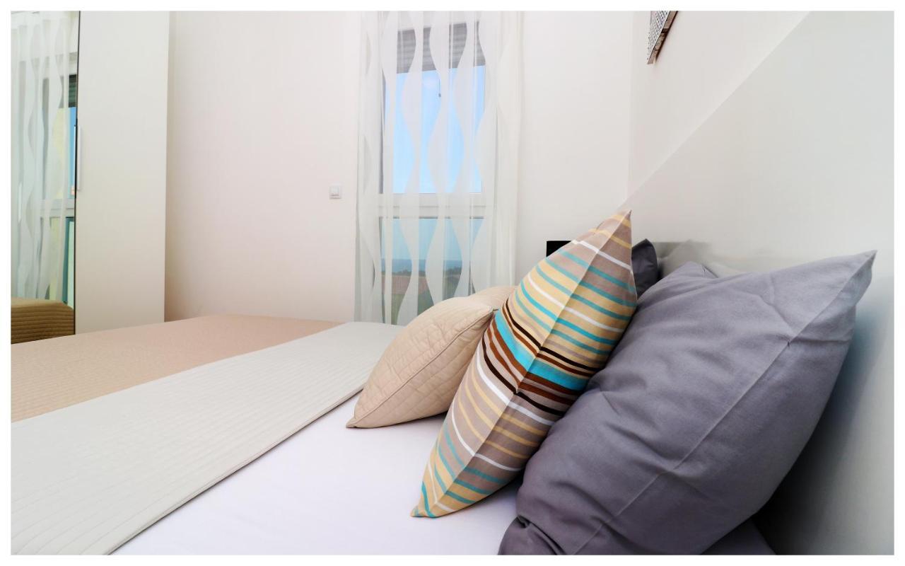Royal Apartments Primosten Luaran gambar